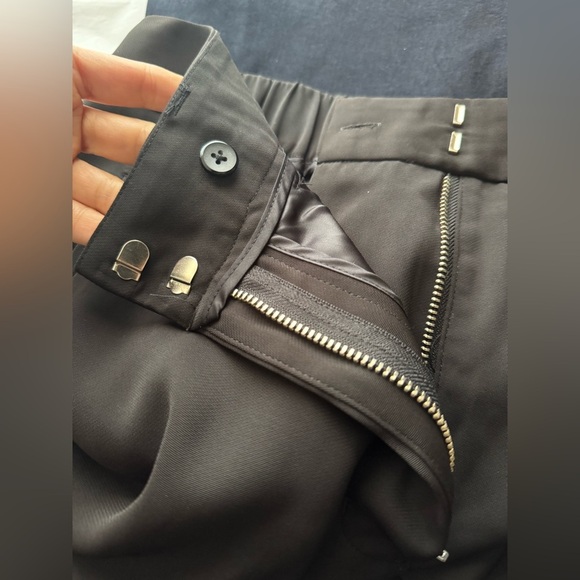 Quince Stretch Crepe Paperbag Pants in black size 8 - Picture 10 of 16